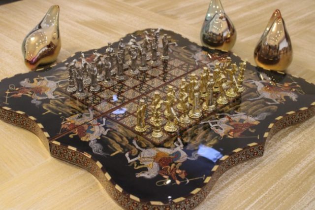 Chess & backgammon-041110-10